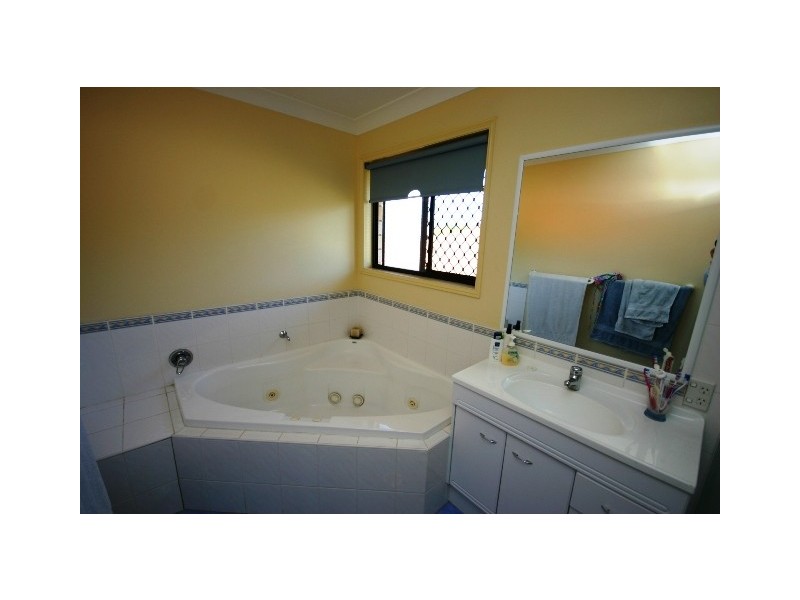 22 Kristen Court, Redcliffe QLD 4020