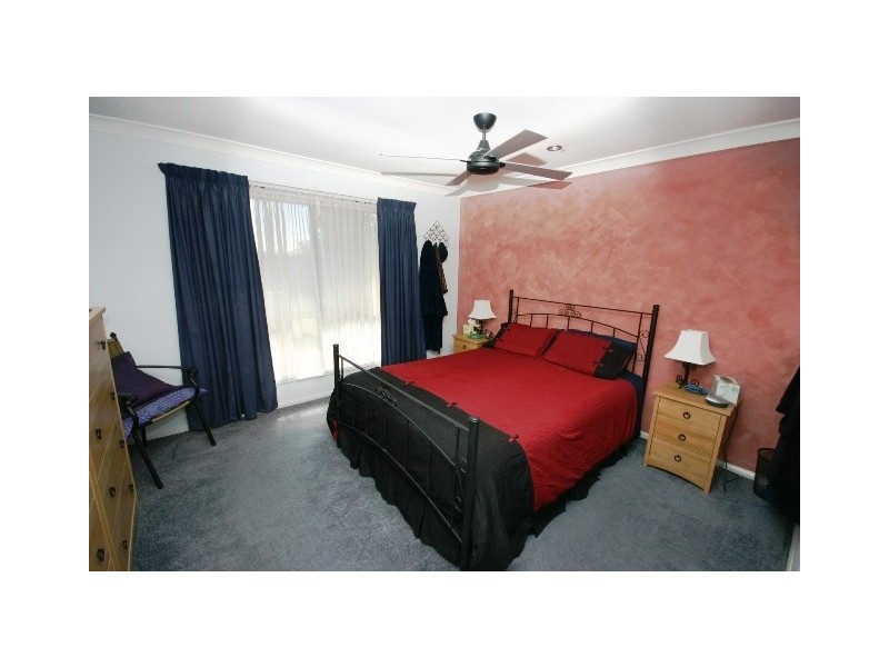 1 Cunningham Court, North Lakes QLD 4509