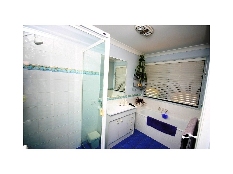 1 Cunningham Court, North Lakes QLD 4509