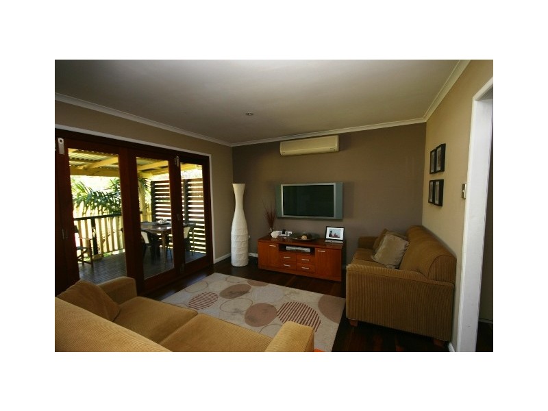 30 Clark Court, Redcliffe QLD 4020
