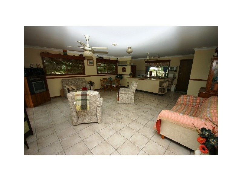 1 Chesterleaf Drive, Burpengary QLD 4505