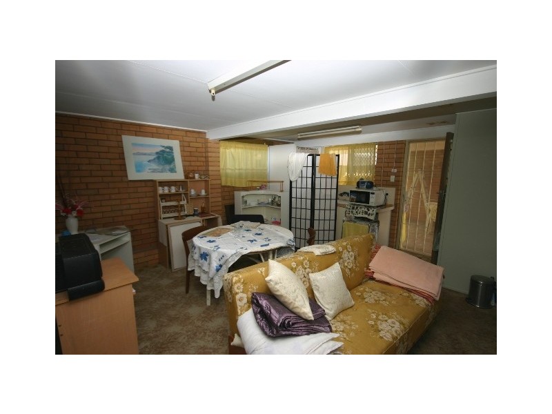 31 Livermore Street, Redcliffe QLD 4020