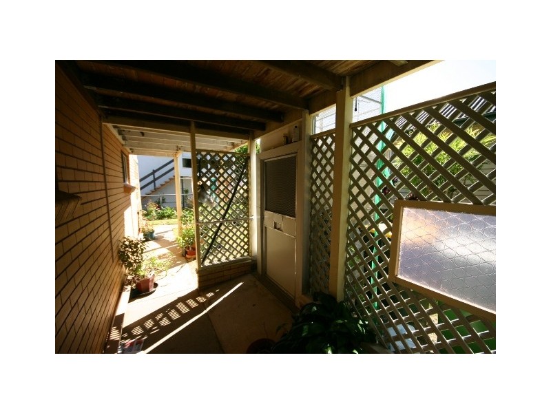 31 Livermore Street, Redcliffe QLD 4020