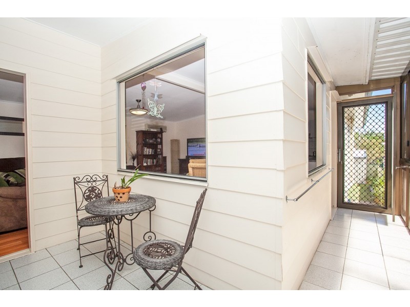 33 O’Connell Street, Redcliffe QLD 4020
