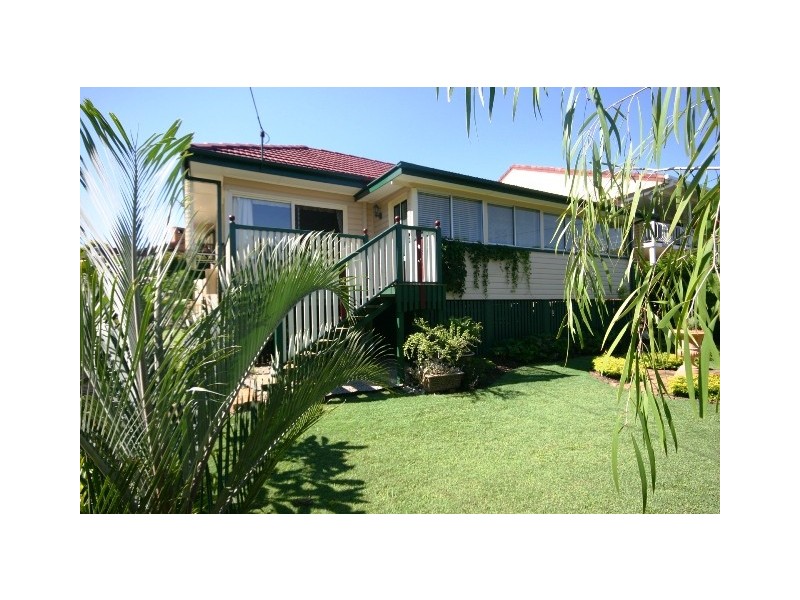 2 Frost Street, Clontarf QLD 4019