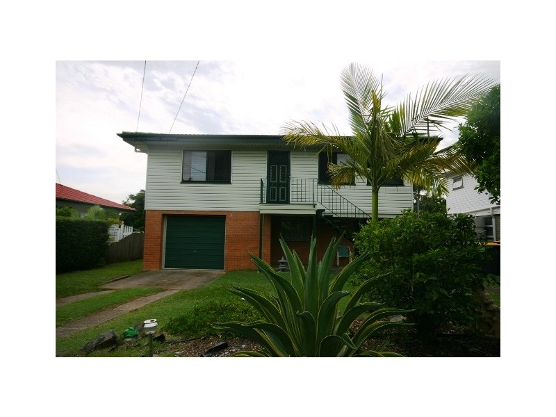 3 Beaver Street, Clontarf QLD 4019