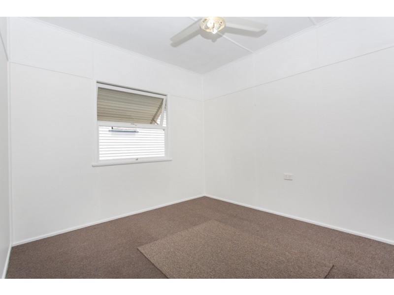 14 Hale Street, Margate QLD 4019