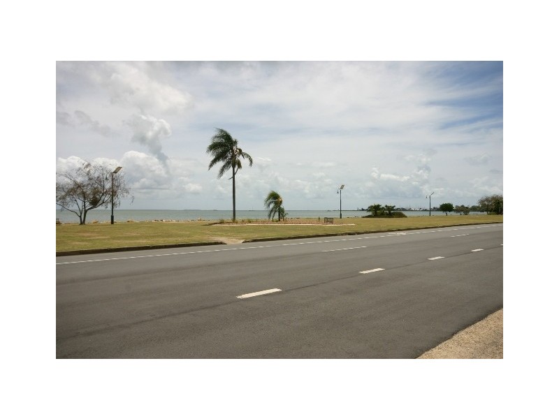 10 Dame Pattie Court, Scarborough QLD 4020