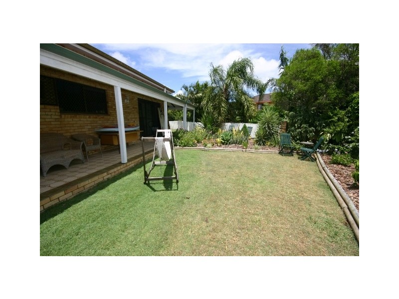 10 Dame Pattie Court, Scarborough QLD 4020