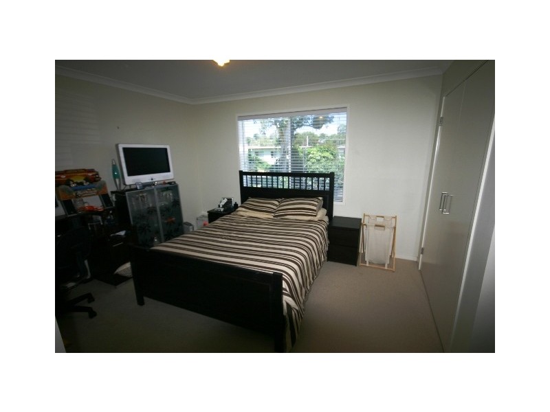 6A Roma Street, Scarborough QLD 4020
