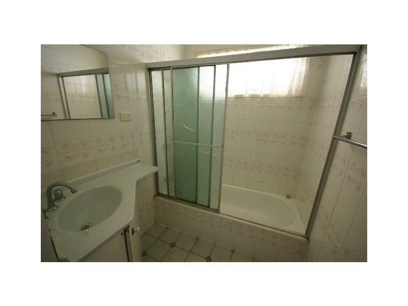 30 Ashmole Road, Redcliffe QLD 4020