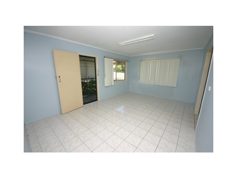 30 Ashmole Road, Redcliffe QLD 4020