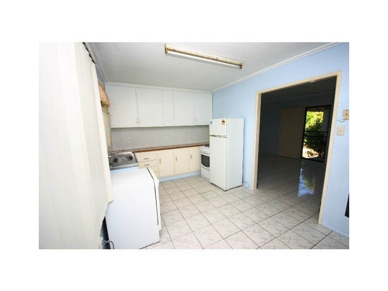 30 Ashmole Road, Redcliffe QLD 4020