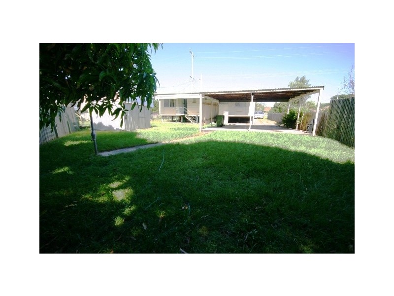 30 Ashmole Road, Redcliffe QLD 4020