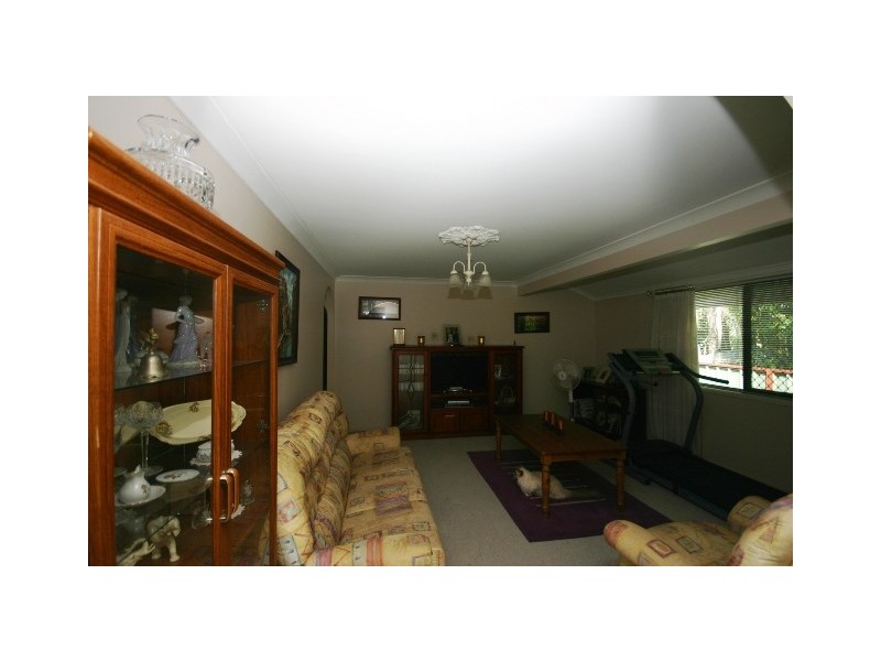 4 Thompson Court, Clontarf QLD 4019