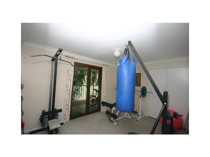 4 Thompson Court, Clontarf QLD 4019