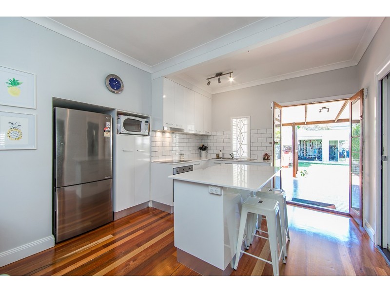 102A Arthur Street, Woody Point QLD 4019