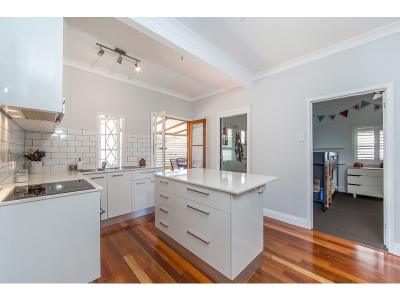 102A Arthur Street, Woody Point QLD 4019