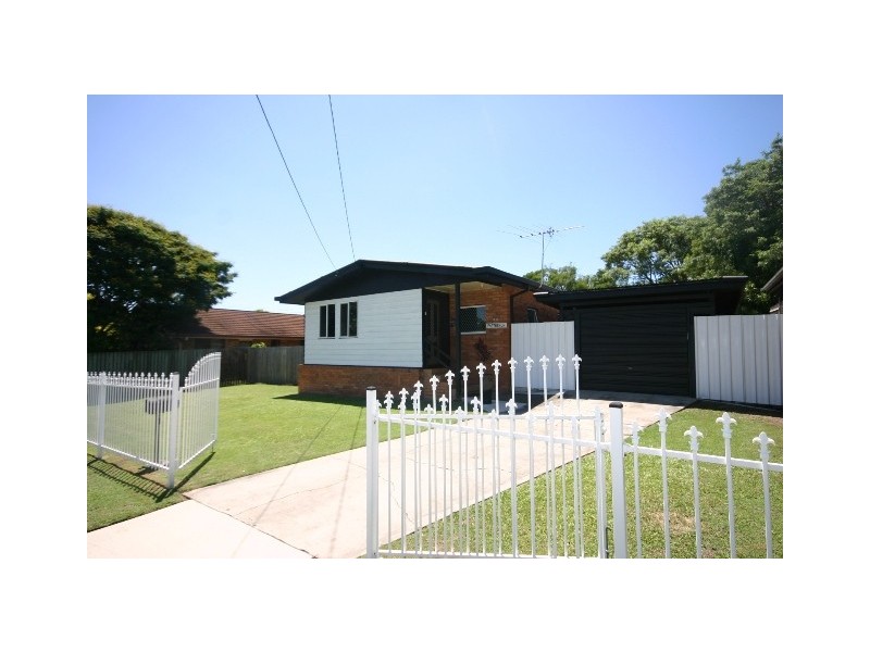 104 Scarborough Road, Redcliffe QLD 4020