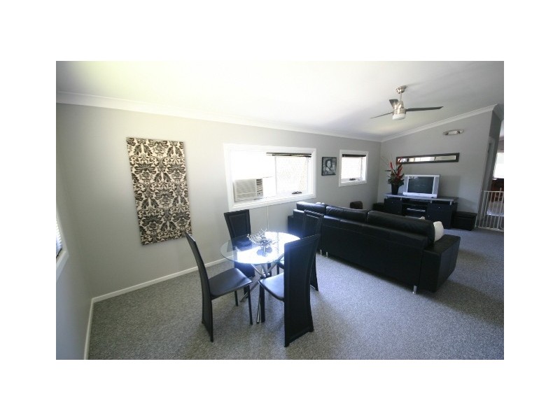 104 Scarborough Road, Redcliffe QLD 4020