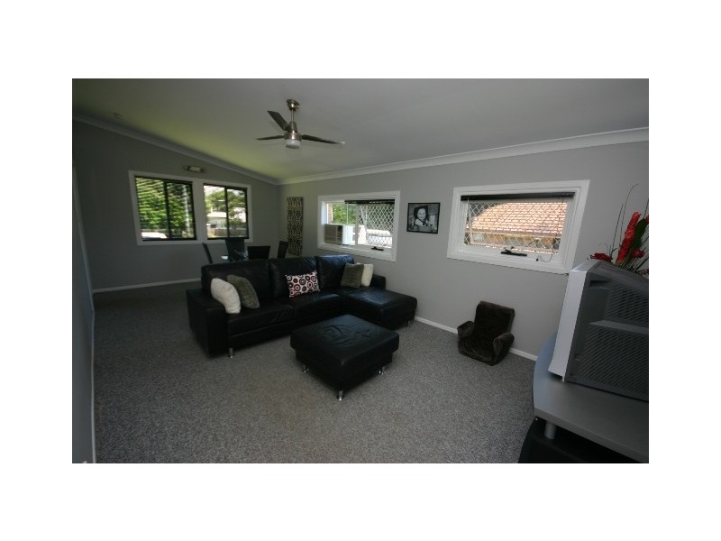 104 Scarborough Road, Redcliffe QLD 4020