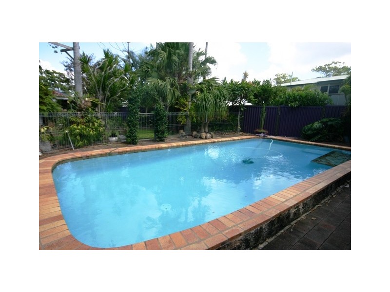 1 Beaver Street, Clontarf QLD 4019