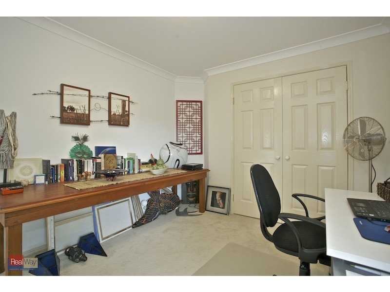 11 Finnegan Street, Rothwell QLD 4022