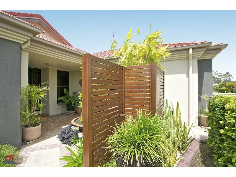 11 Finnegan Street, Rothwell QLD 4022