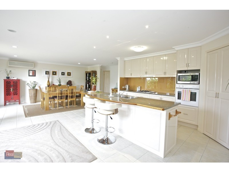 11 Finnegan Street, Rothwell QLD 4022