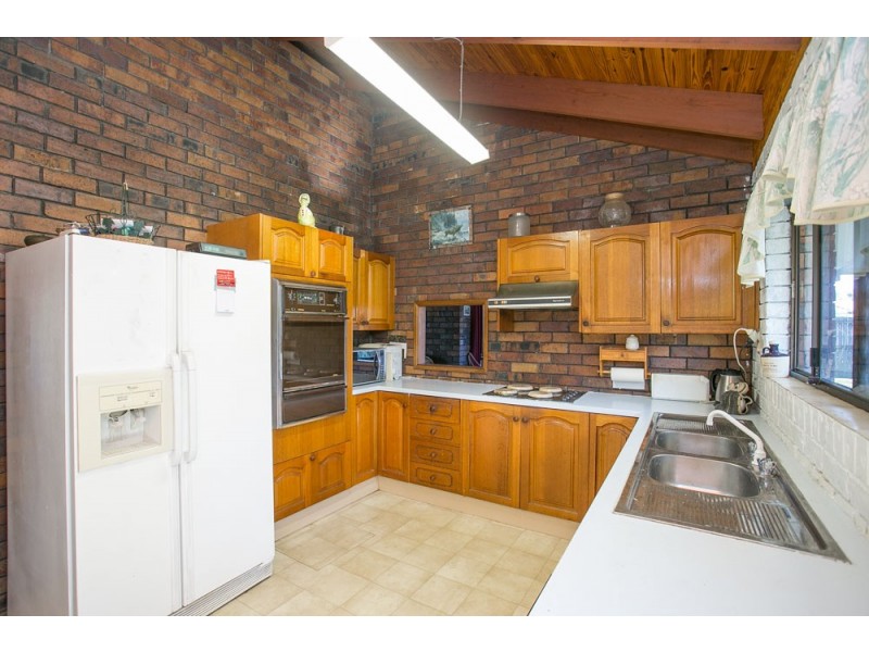 7 Bristol Court, Rothwell QLD 4022