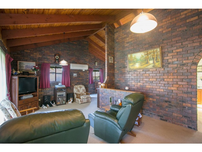 7 Bristol Court, Rothwell QLD 4022