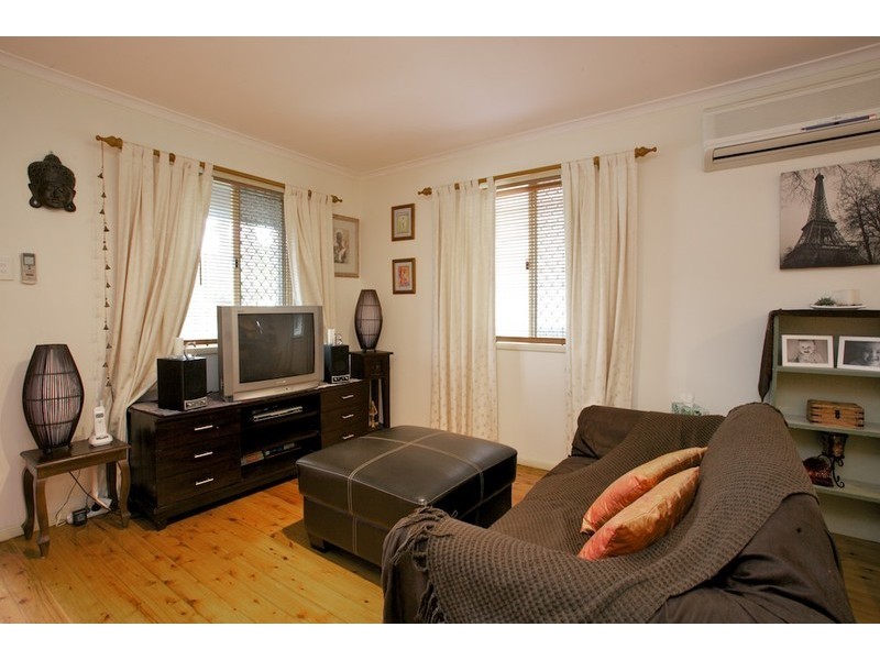 25 Mary Street, Redcliffe QLD 4020