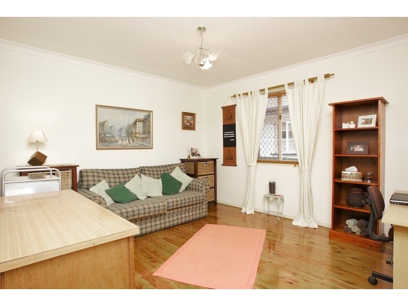 25 Mary Street, Redcliffe QLD 4020