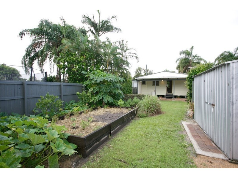 25 Mary Street, Redcliffe QLD 4020