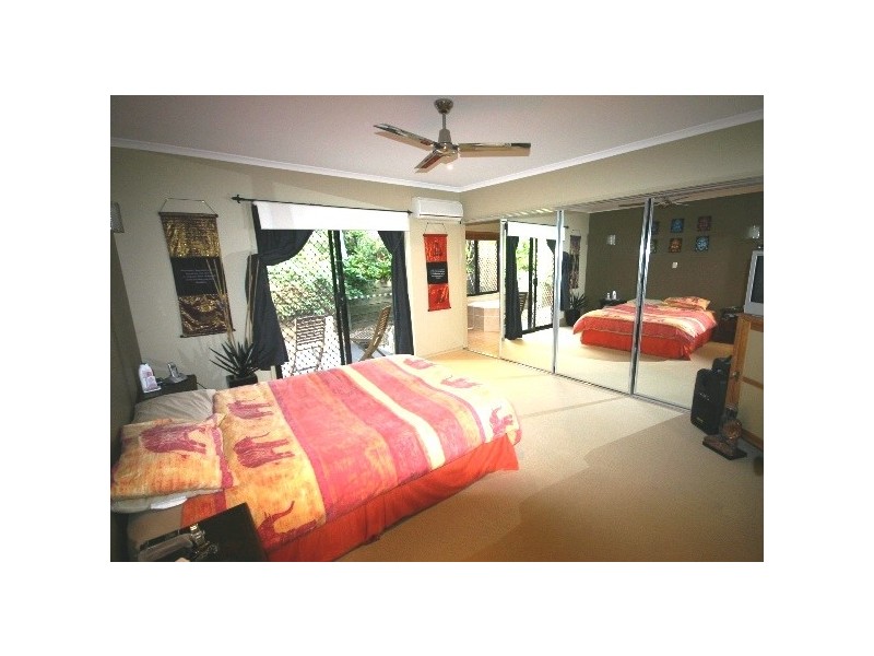 4 Barrier Street, North Lakes QLD 4509