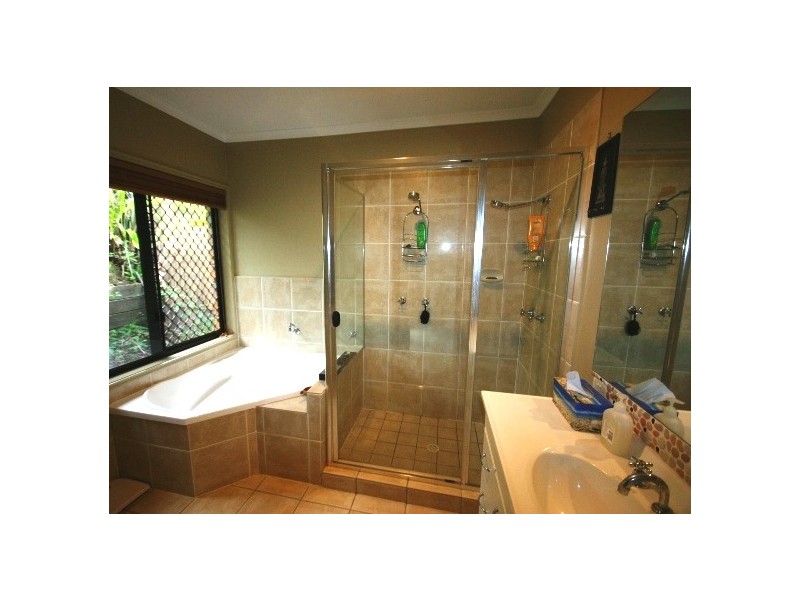 4 Barrier Street, North Lakes QLD 4509