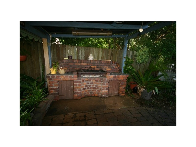 38 Andrew Street, Kallangur QLD 4503