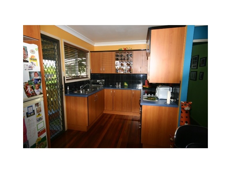 38 Andrew Street, Kallangur QLD 4503