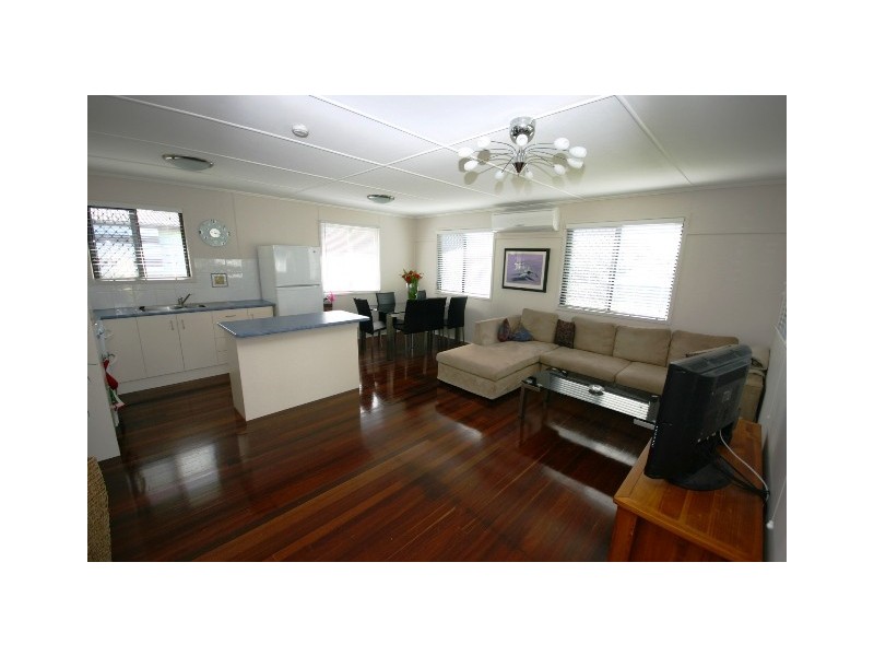 12 Boyce Street, Margate QLD 4019