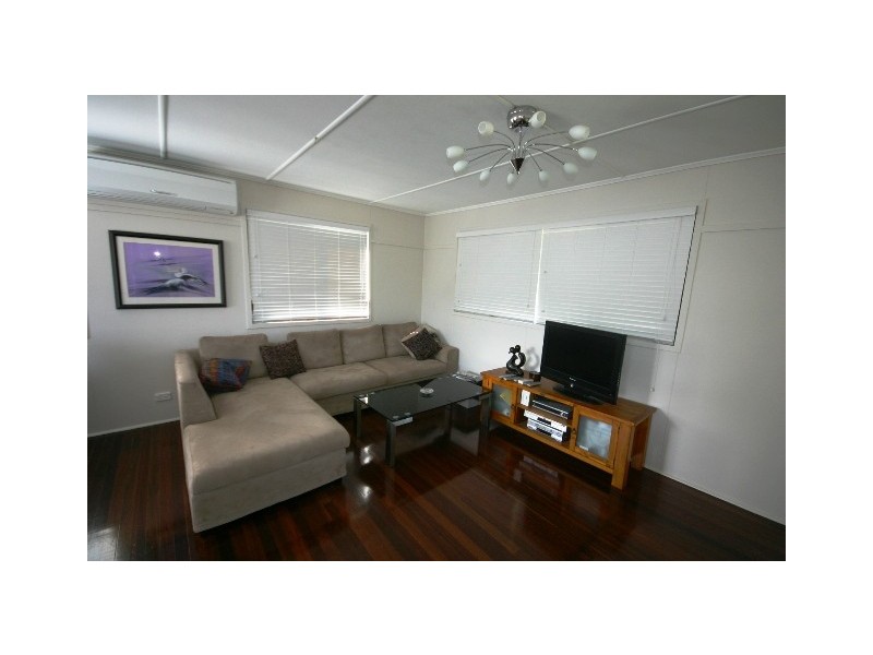 12 Boyce Street, Margate QLD 4019