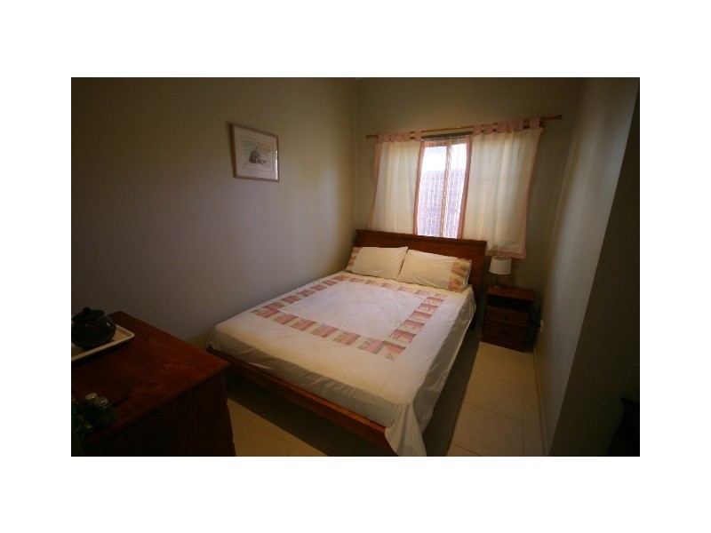 21 Scarborough Road, Redcliffe QLD 4020