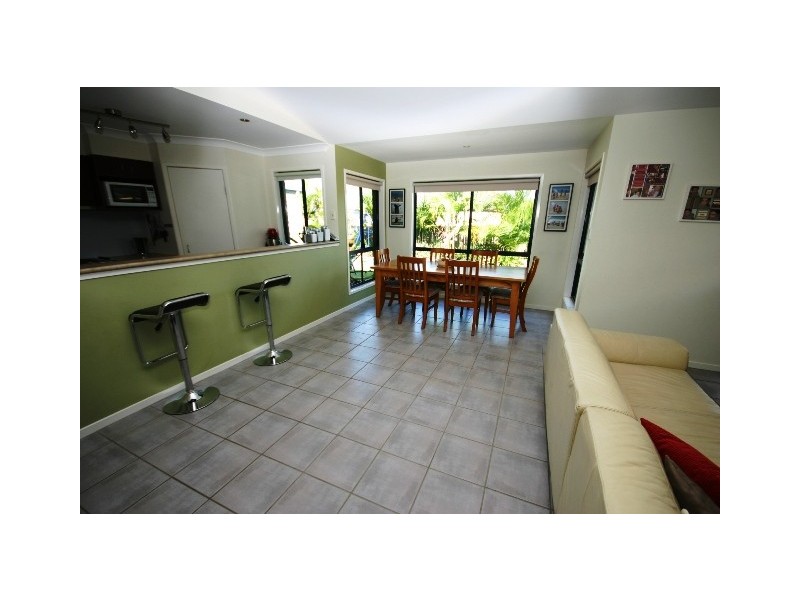 11 Zoe Place, Deception Bay QLD 4508