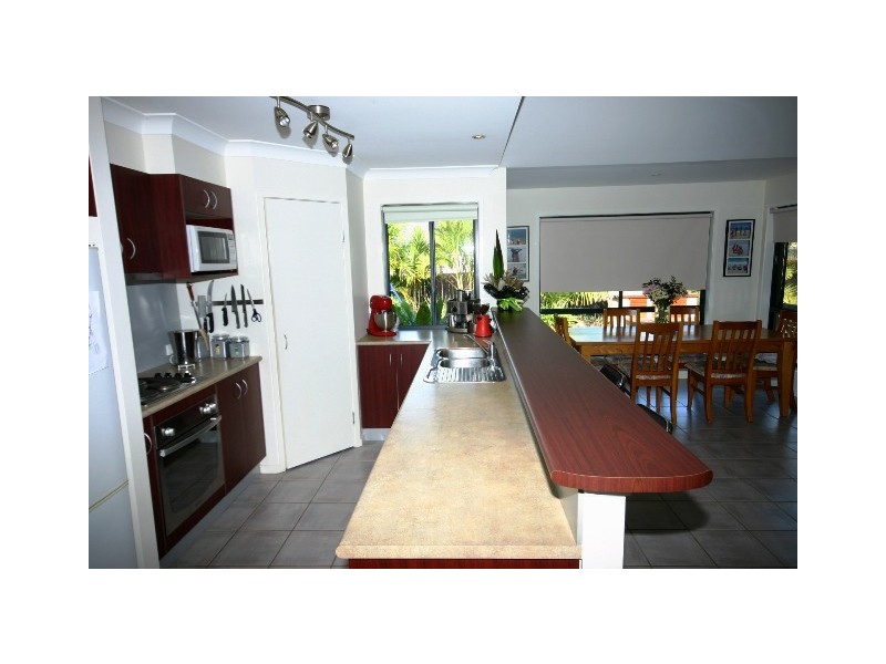 11 Zoe Place, Deception Bay QLD 4508