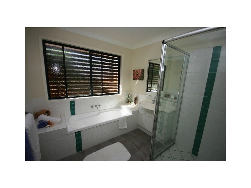 11 Zoe Place, Deception Bay QLD 4508