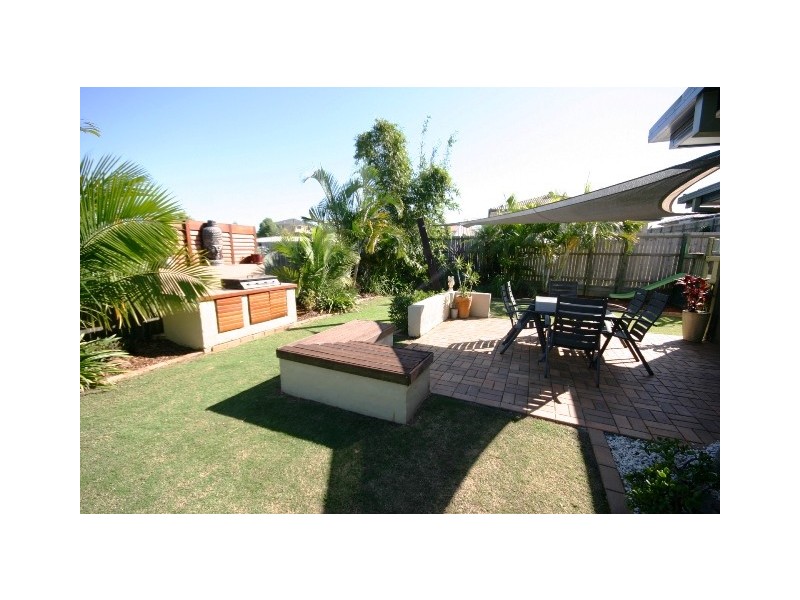 11 Zoe Place, Deception Bay QLD 4508