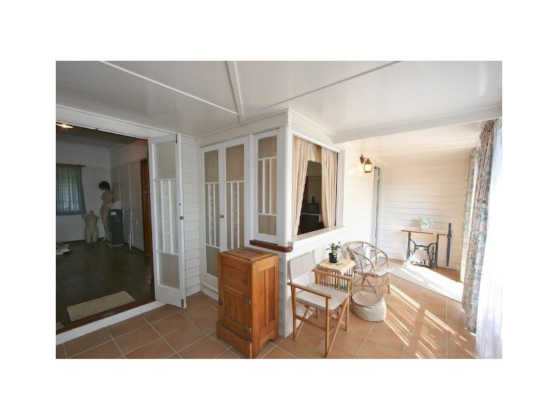 5 Queen Street, Scarborough QLD 4020