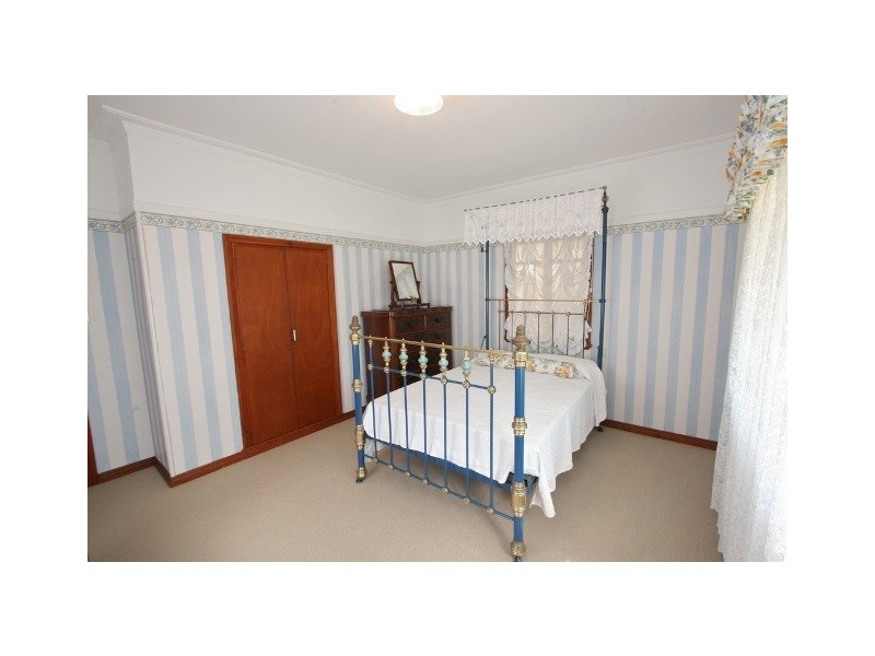 5 Queen Street, Scarborough QLD 4020