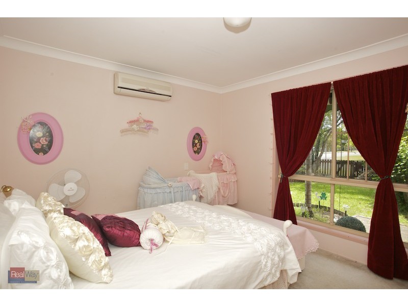 17 Springdale Street, Rothwell QLD 4022