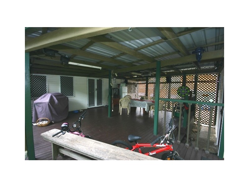 16 Herne Road, Scarborough QLD 4020