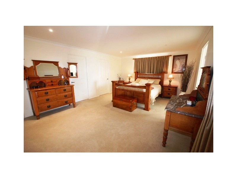 34 MacDonnell Road, Margate QLD 4019